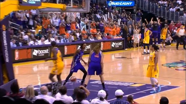Top 5 WNBA Dunks In History