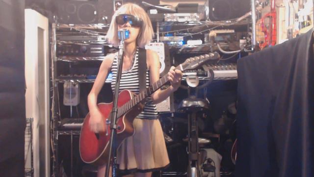 フゥ弾き語り自宅ライブ / I can say Yes 140918 смотреть онлайн