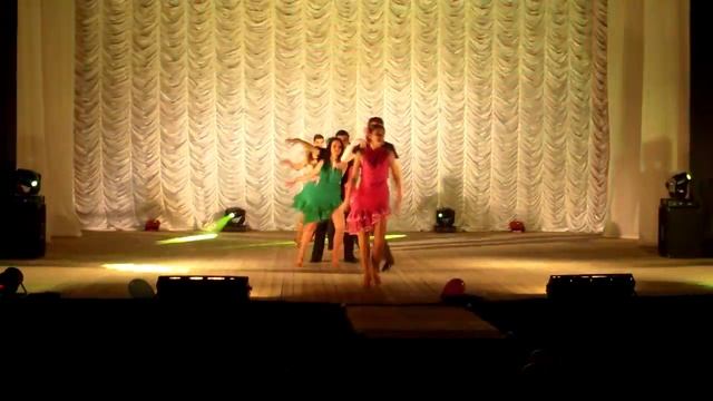 "Самба" (танцевальный коллектив "Azart") смотреть онлайн