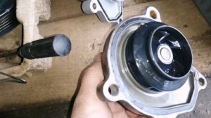 Замена помпы шкода фабия 1 поколения 1.2 BMD