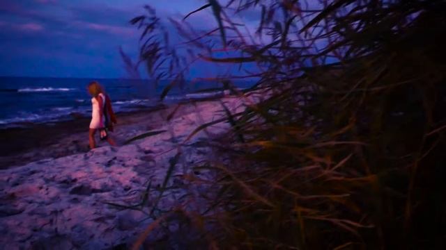 Девушка в белом [ skromnyy-operator.ru ] смотреть онлайн