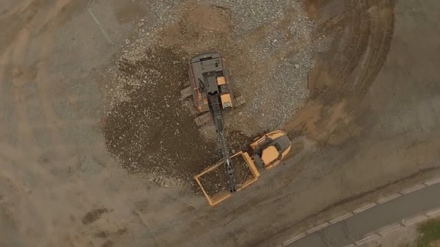 Dirt Perfect Vs. Letsdig18 Dig off!!! смотреть онлайн