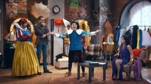 Однажды в России: Новая актриса в театре