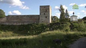 По святым местам. Изборск православный