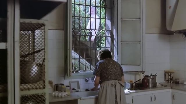 Joven Victoria Abril "La Muchacha De Las Bragas De Oro" (The Girl with the Golden Panties) 1980 Spa смотреть онлайн