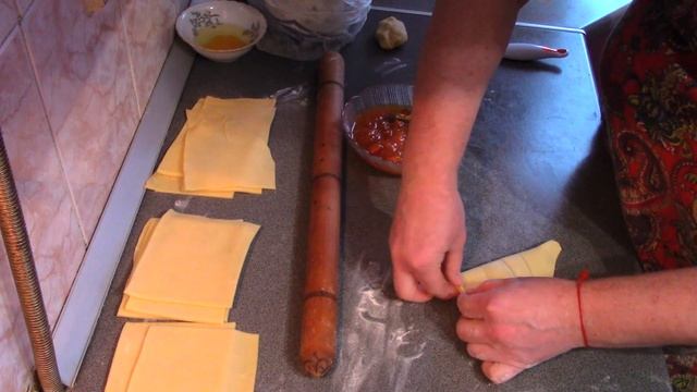 Быстрые пирожки из слоеного теста с абрикосовым вареньем, просто и быстро! смотреть онлайн
