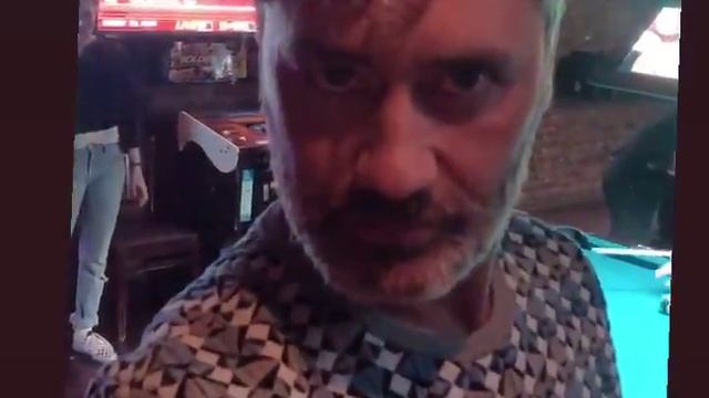 #KristenStewart with Taika Waititi смотреть онлайн