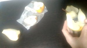 сравнение груш Яблунивская и Золотистая