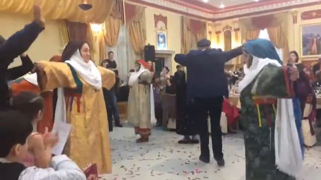 Танец, вихлинка , смотреть онлайн