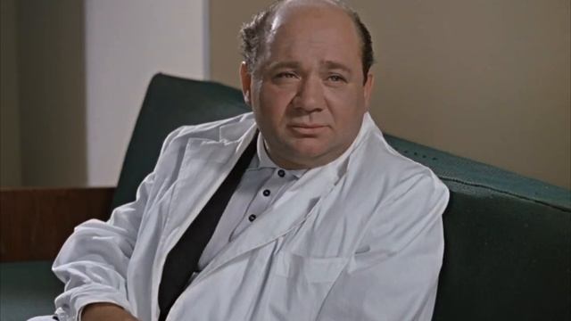 А надо, как в Турции в старину поступали! (из к/ф "Джентльмены удачи") смотреть онлайн