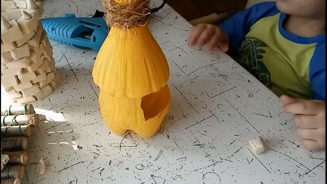 Как сделать скворечник своими руками из бутылки смотреть онлайн