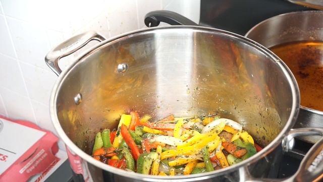 VEGAN Rasta Pasta смотреть онлайн