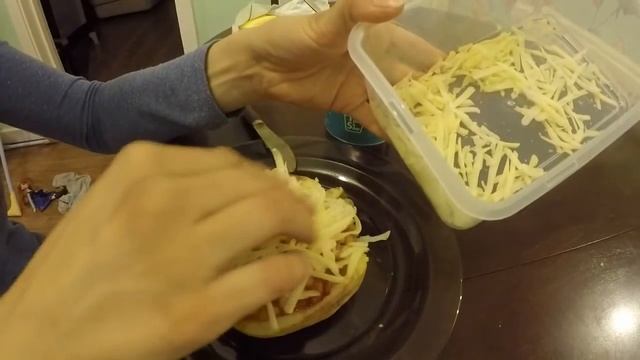 Jacket potato // Традиционная английская еда смотреть онлайн