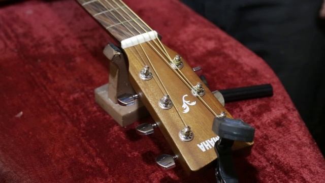 Доводка порожков на Yamaha F310 смотреть онлайн