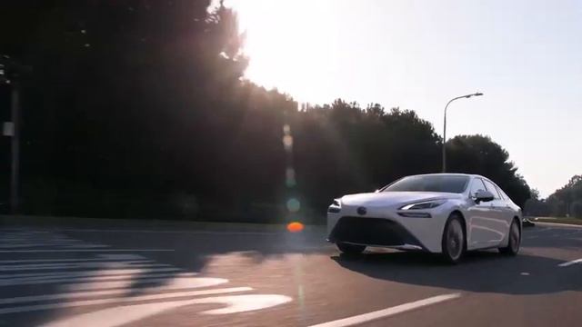 2022 Toyota Mirai смотреть онлайн