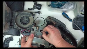 Разбор пылесоса Philips FC9351/01. И последующий разбор двигателя.