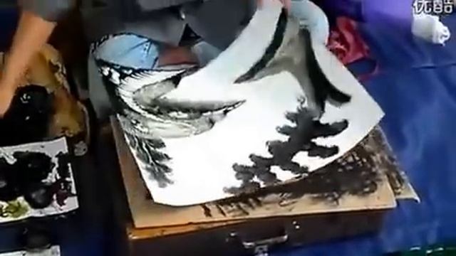 Unbelievable Chinese Street Painter!! Super fast drawing and amazing works! смотреть онлайн