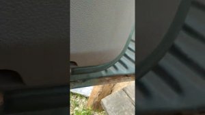 Дверь приоры не открывается ключом?(просто и быстро)