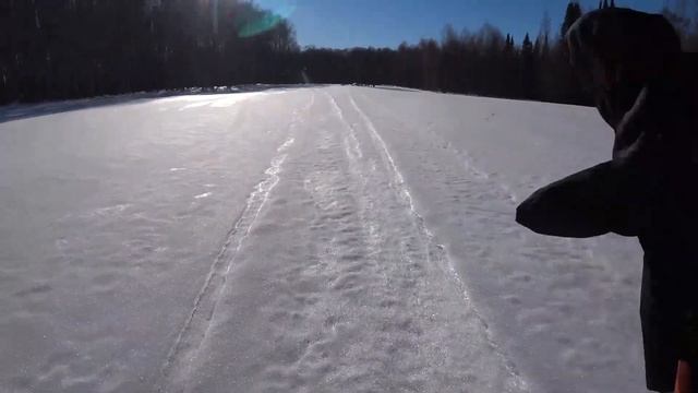 34 км на лыжах в Тайге. Красиво, тепло и есть снегоходки смотреть онлайн