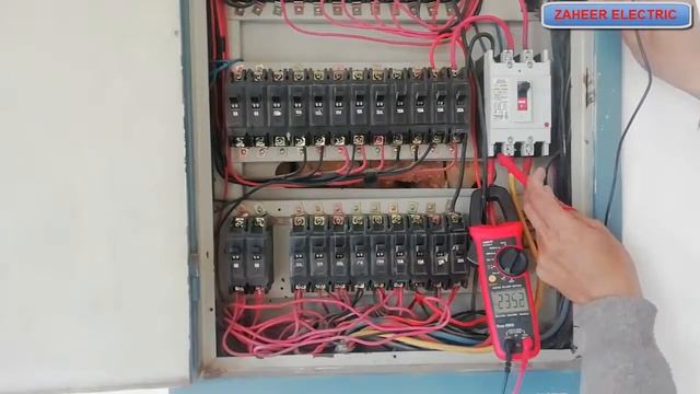 How to measure Ac/Dc Current and voltage with clamp meter | uni T ut 203+ | AC/DC clamp meter смотреть онлайн