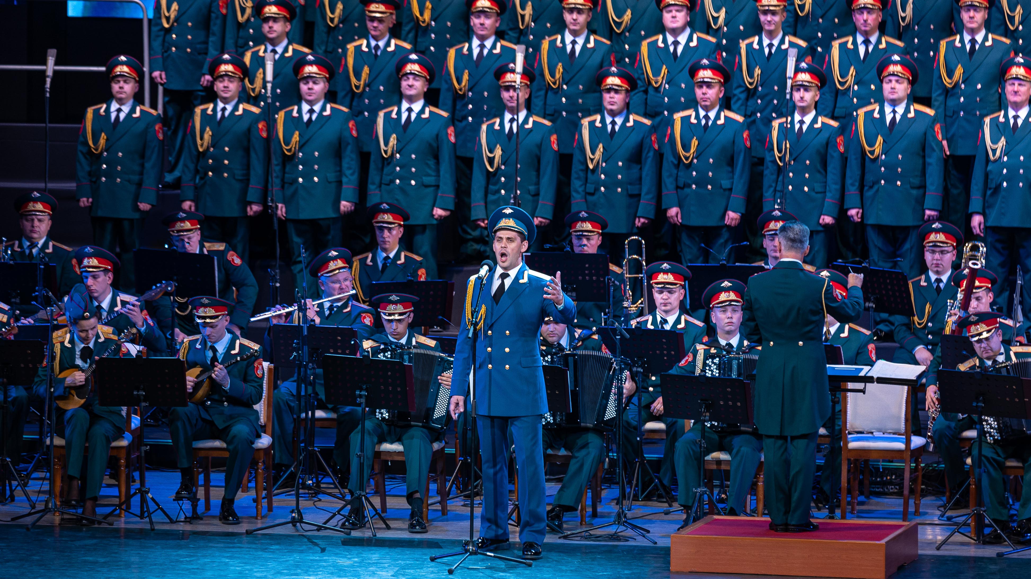 Концерт в Пхеньяне 2023, «Эй, ямщик, гони-ка к „Яру“» смотреть онлайн