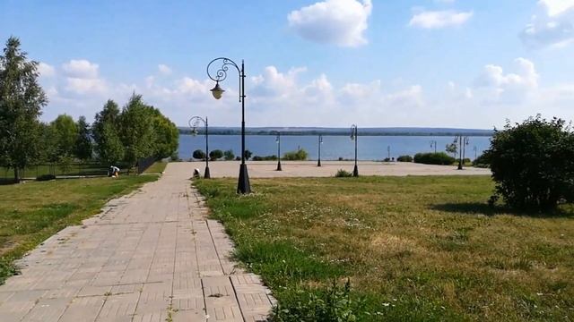 Курчатов / гуляем по городу / красота смотреть онлайн