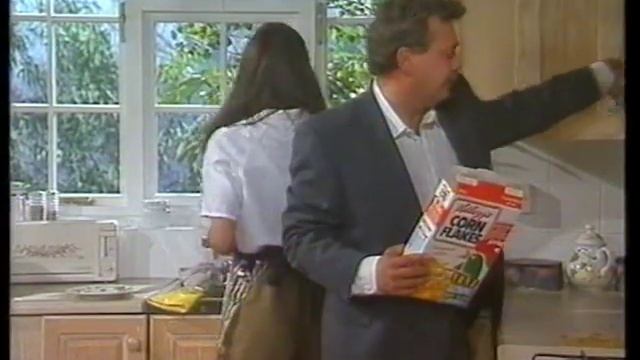 Hale and Pace - Tidying Up смотреть онлайн