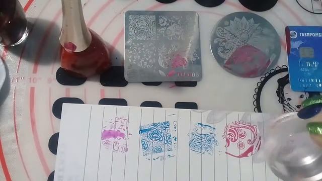 Стэмпинг с простыми лаками и дешевыми пластинами