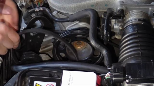 Anleitung: Ford Duratec V6 2.5l 24V - Keilrippenriemen Der Wasserpumpe Wechseln (Cougar / Mondeo)