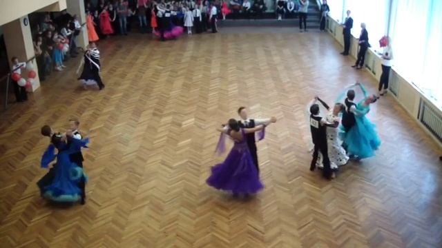 E Юниоры 1 стандарт 1/2 финала смотреть онлайн