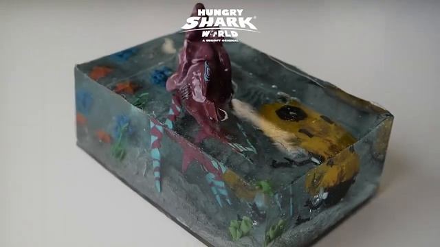 BUZZ SHARK DIORAMA!! - Hungry Shark World смотреть онлайн