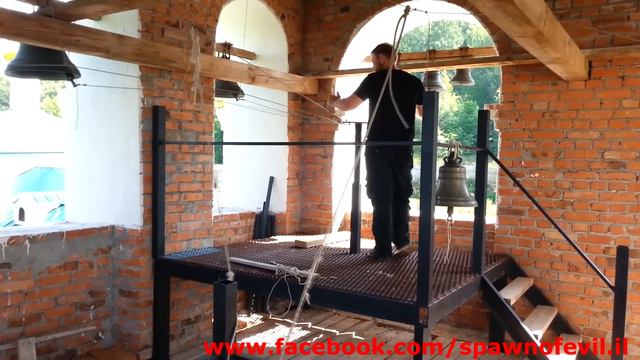 Amazing And Incredible, Crazy Church Bells Music Played By A Russian Priest - Epic!
