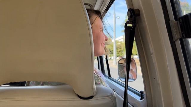 Хиппи-мобиль - сам создаёт ощущение праздника / дорожное приключение по Москве смотреть онлайн