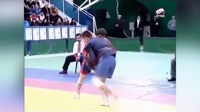 ПОРАЖЕНИЕ ХАБИБА НУРМАГОМЕДОВА! смотреть онлайн