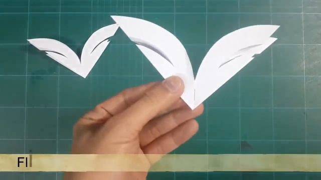 Layered Paper Flower Cutting and Folding Technique смотреть онлайн