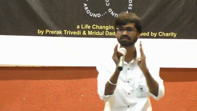 Mridul Dadhich ( Why Temples ?, Why prayers ?, Why Vegetarianism ? ) смотреть онлайн