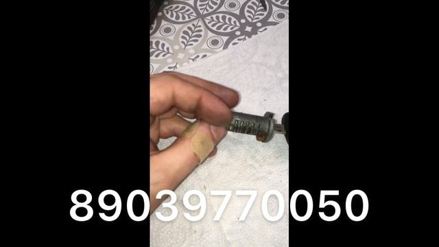 Ремонт заклинившего замка зажигания Ниссан Икс Трейл, X-Trail 2010 г.в 89039770050 смотреть онлайн