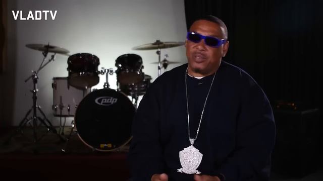 Tray Deee Details Warren G Getting Chain Snatched at Death Row (Flashback) смотреть онлайн