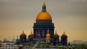 LIVE Санкт-Петербург центр, ледоход на Неве, Дворцовый и Благовещенский мосты, Исаакиевский собор.