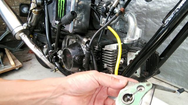 【JAZZ 50】エンジンオイルを冷やす！オイルクーラー取り付け【Honda Moped】 смотреть онлайн