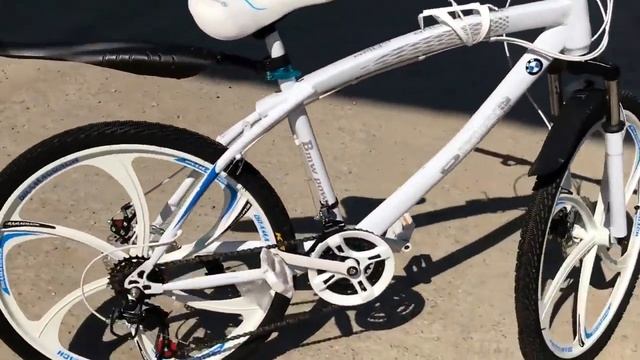 Велосипед BMW на литых дисках смотреть онлайн