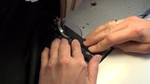 Упрощенный способ обработки гульфика в женских брюках