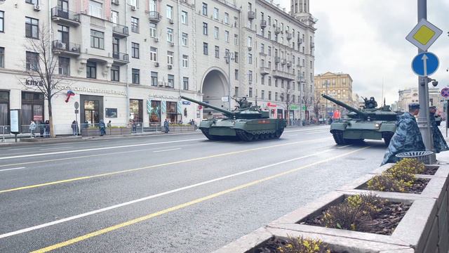 МОСКВА 🇷🇺 ВСЯ ТЕХНИКА 🇷🇺 РЕПЕТИЦИЯ ПАРАДА ПОБЕДЫ смотреть онлайн