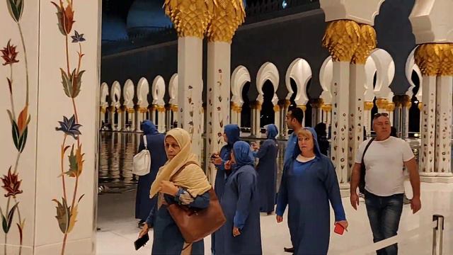 Мечеть шейха Заеда. Эмираты. 2019 смотреть онлайн