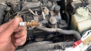 Mercedes Benz W210 w211 M112 v6 снимаем свечи зажигания removal spark plugs engine M112 V6