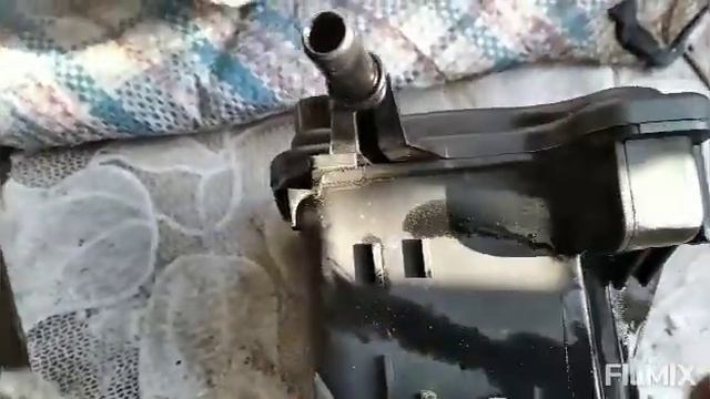 Замена топливного фильтра, Peugeot partner 1.6HDI смотреть онлайн