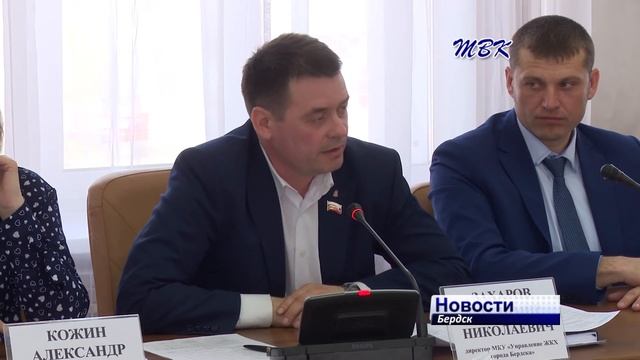 Новая разметка открыла выезды на ул. Красная Сибирь в Бердске смотреть онлайн