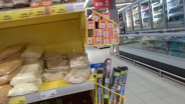 Едем на рынок. Зашли в Сицилию. Что с днём рождения Саши ??? 26.03.23. смотреть онлайн