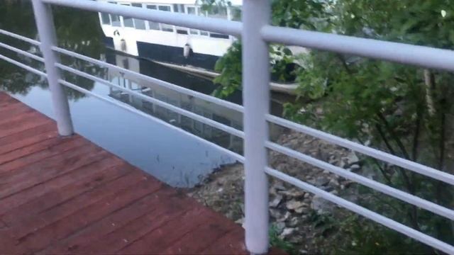 Тамбов, набережная. Ресторан Пират. Шашлык. смотреть онлайн