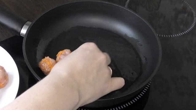 Фрикадельки с макаронами в сливочном соусе. Так вы еще не готовили! смотреть онлайн